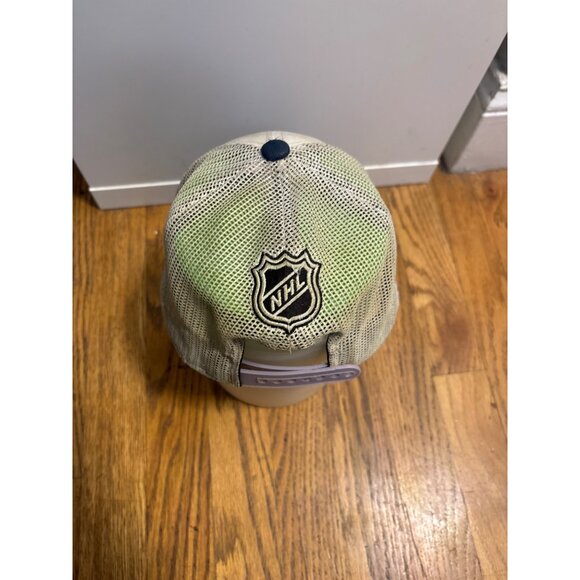 Reebok NHL Center Ice Montreal Canadiens Mesh Trucker Hat M/L - Picture 4 of 6